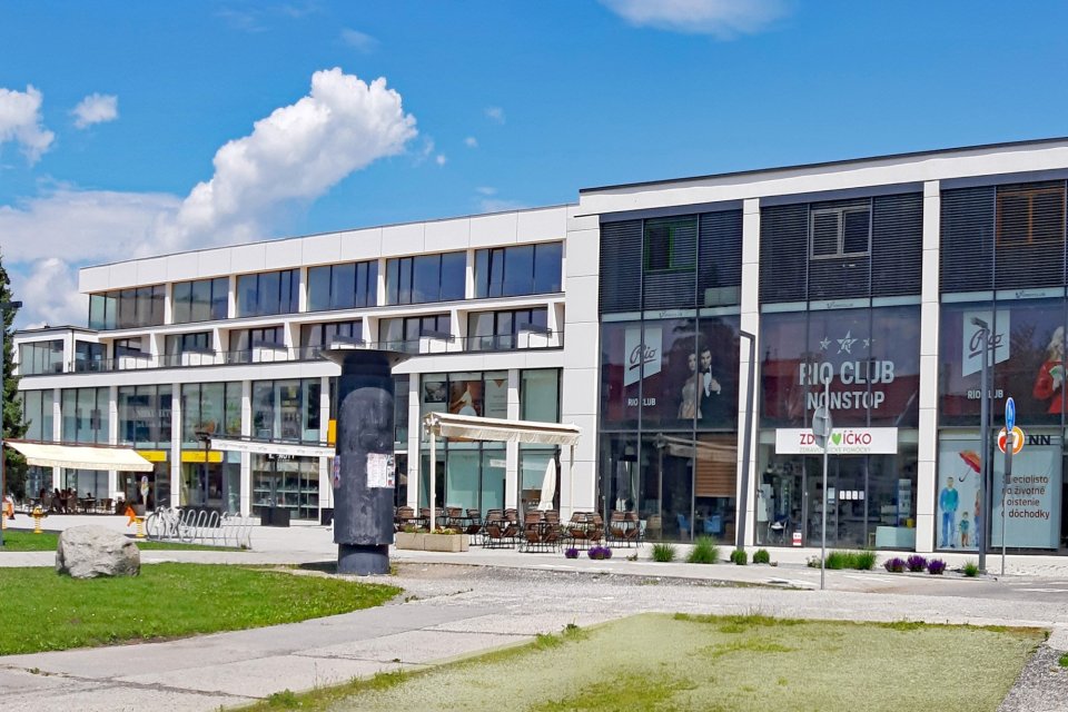 Central2 LiptovskyMikulas tatraspolj 1